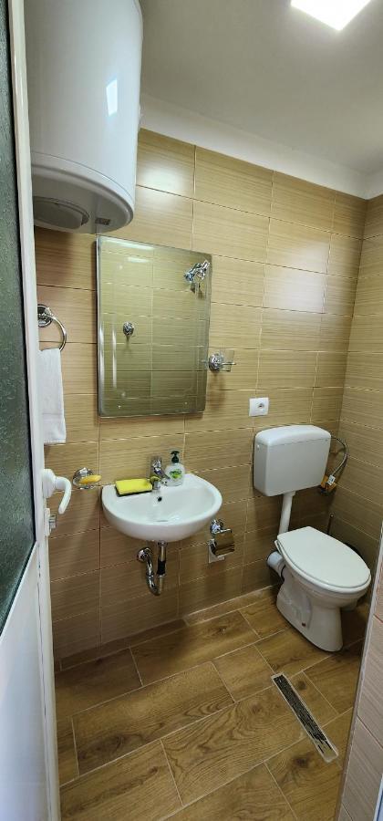 Apartament Teuta Përmet Extérieur photo